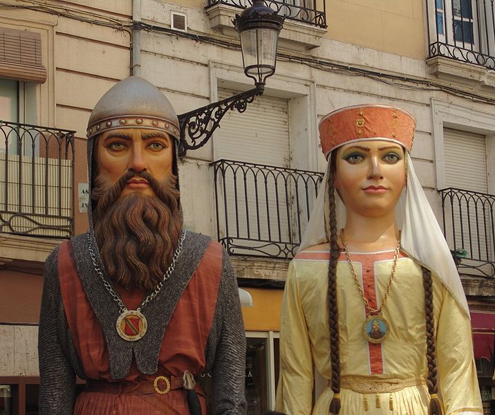Archivo:Burgos gigantones 2.jpg