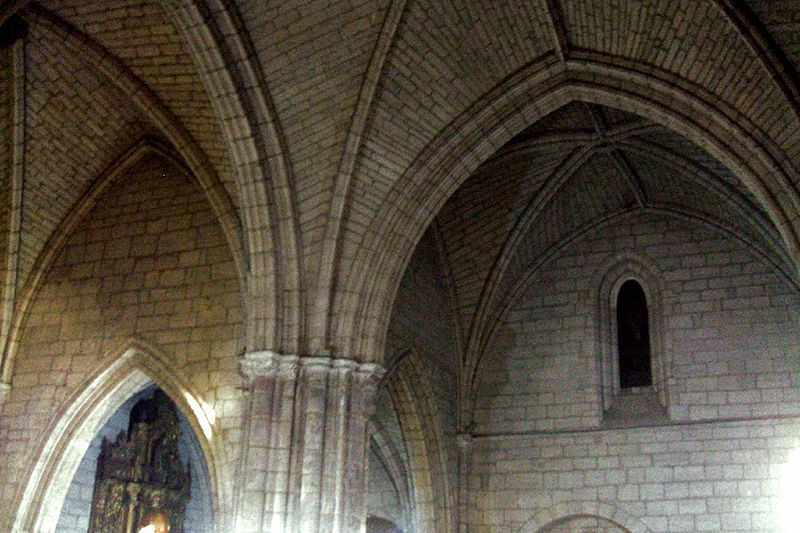 Archivo:Burgos - Convento de Santa Clara 18.jpg