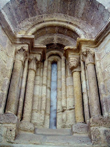 Archivo:Miranda de Ebro - Iglesia del Espiritu Santo 6.jpg