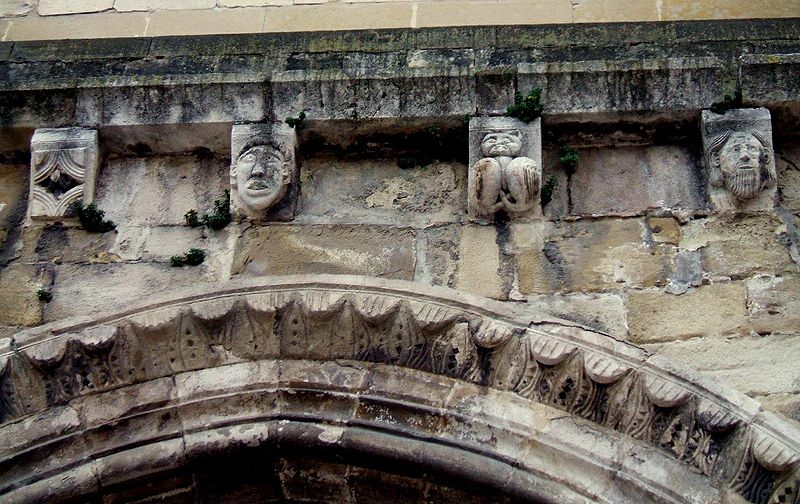 Archivo:Miranda de Ebro - Iglesia del Espiritu Santo 1.jpg
