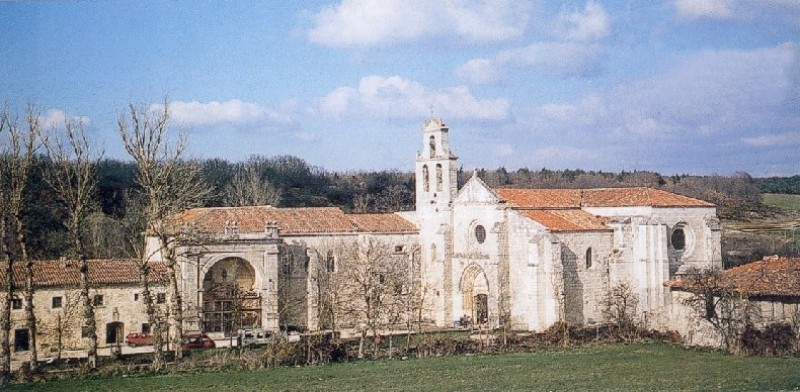 Archivo:Monastère San Juan Ortega.jpg