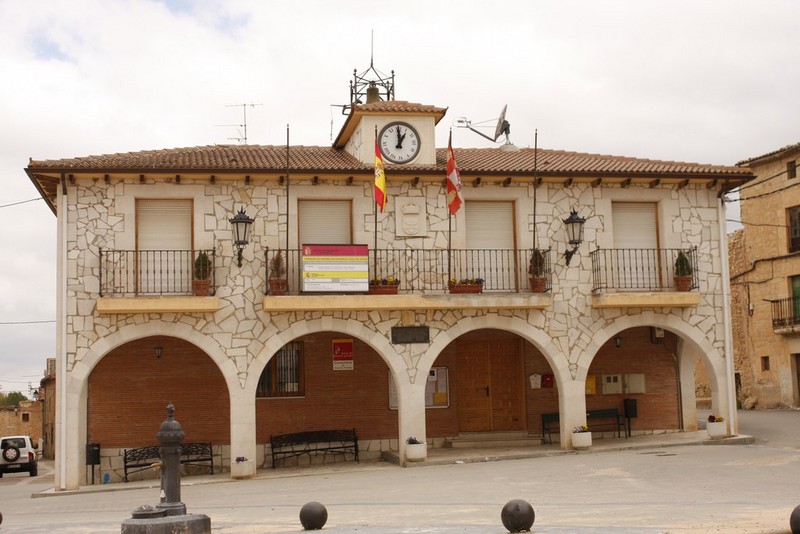 Archivo:Santa cruz de la salceda02.jpg