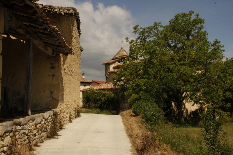 Archivo:San esteban de trevinio01.jpg