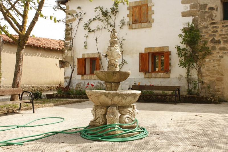 Archivo:Ayuelas06.jpg
