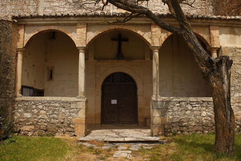 Archivo:Cuevas de amaya04.jpg