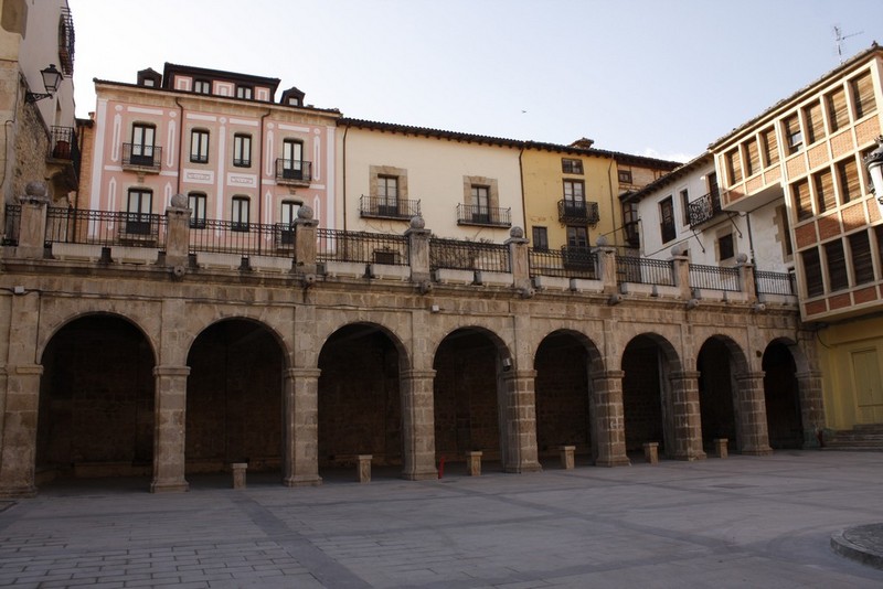 Archivo:Medina de pomar10.jpg