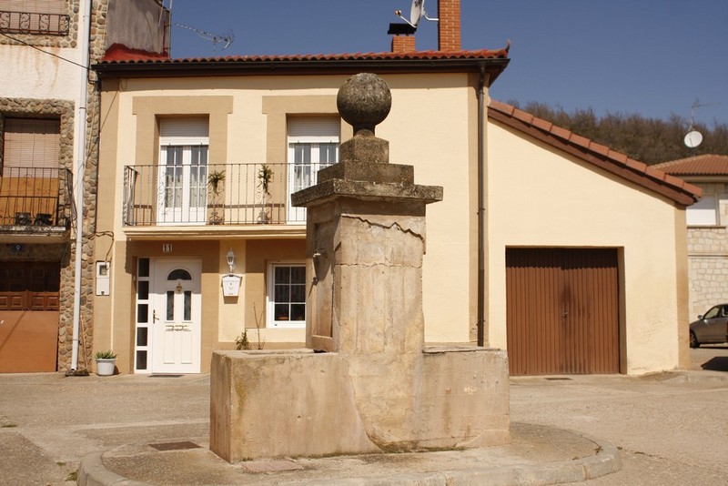 Archivo:Pinilla de los moros03.jpg