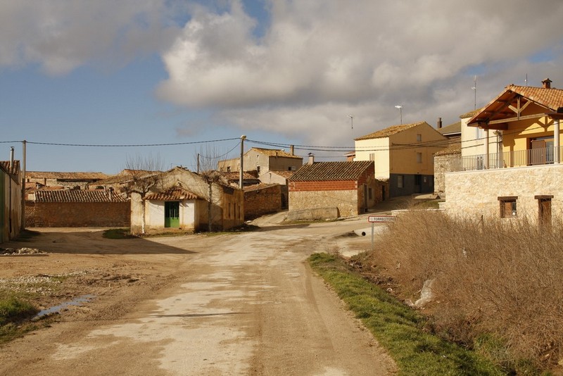 Archivo:Torrecitores del enebral04.jpg