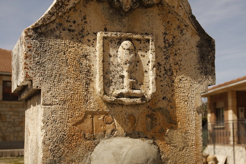 Archivo:Navas del pinar05.jpg