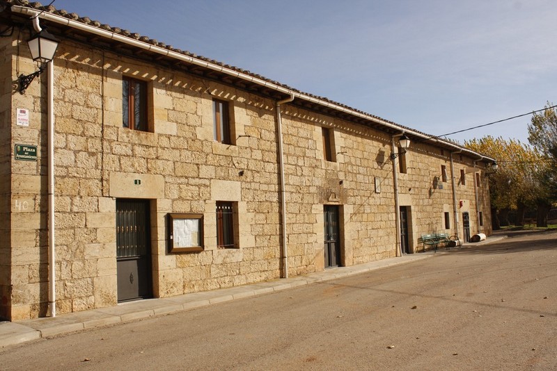 Archivo:Revilla del campo01.jpg