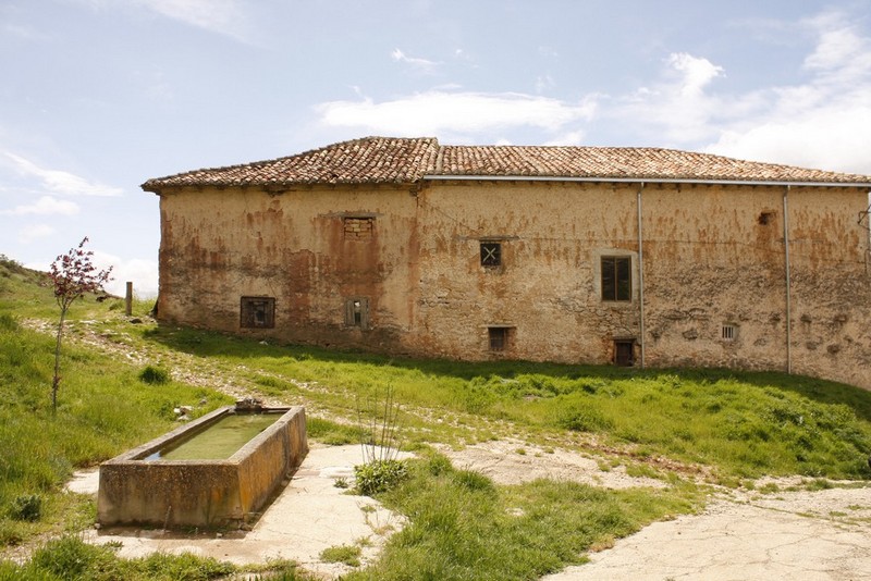 Archivo:Cuevas de amaya02.jpg