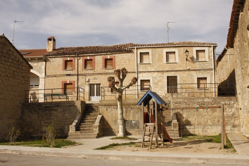 Archivo:Santa maria de tajadura06.jpg