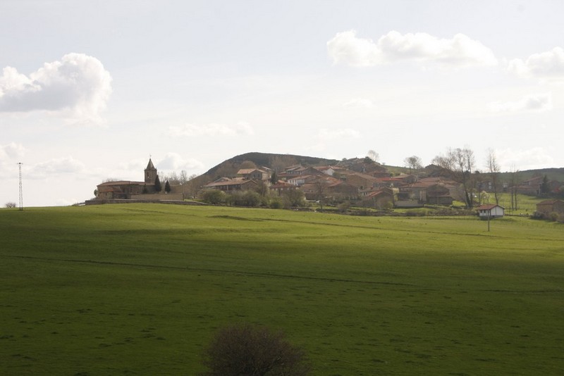 Archivo:Montejo de bricia01.jpg