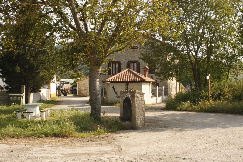 Archivo:Barcena de pienza01.jpg