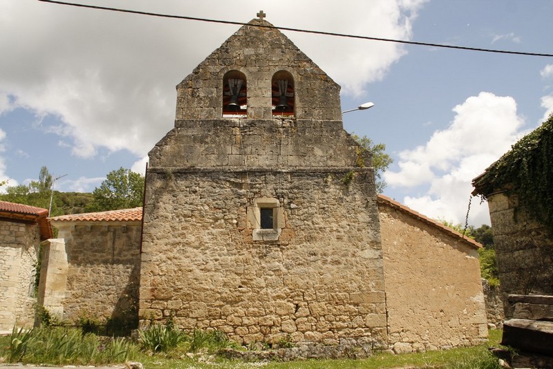 Archivo:Cueva de manzanedo05.jpg