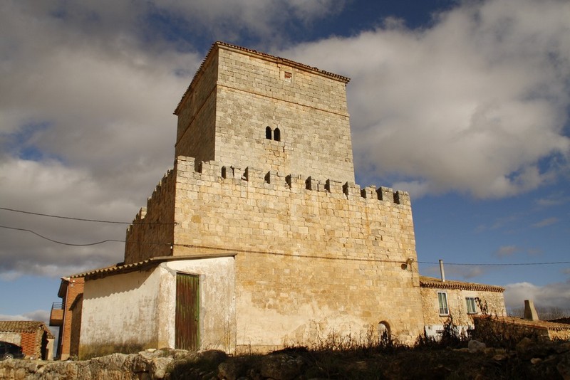 Archivo:Torrecitores del enebral03.jpg