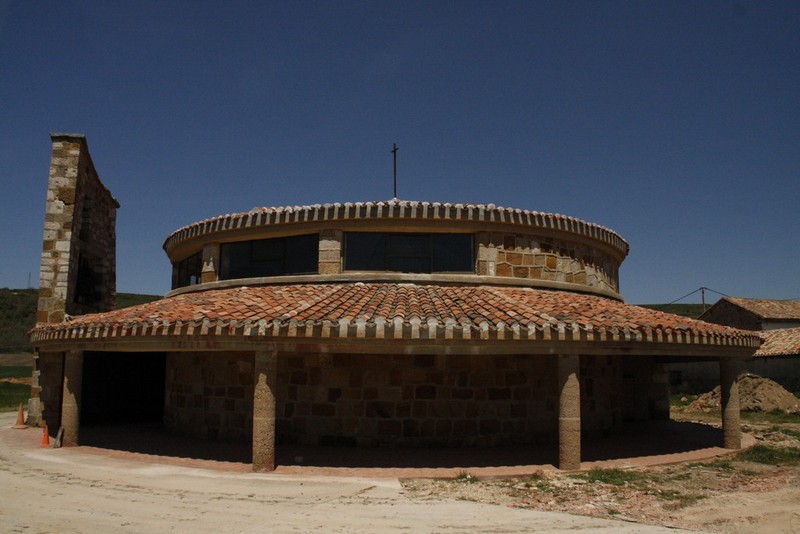 Archivo:Llanillo de valdelucio01.jpg