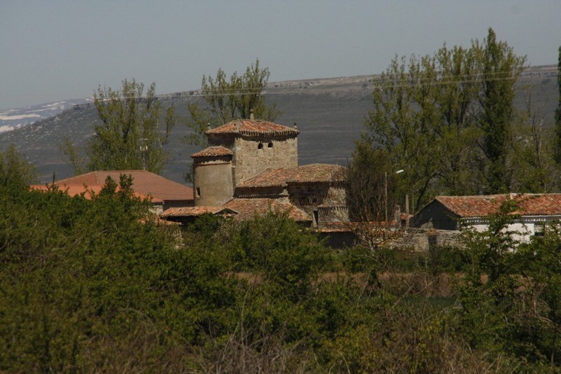 Archivo:La riba de valdelucio01.jpg