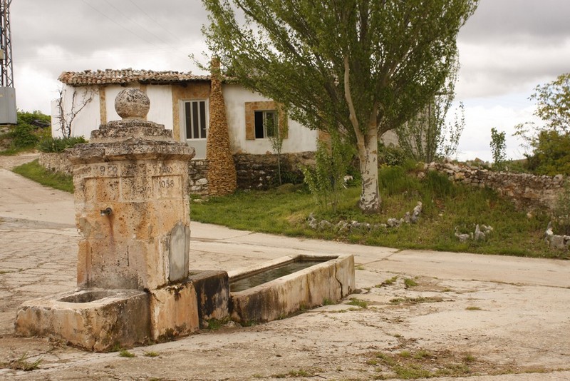 Archivo:Cuevas de amaya05.jpg