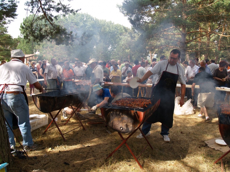 Archivo:Sábado-fiestas agosto.JPG