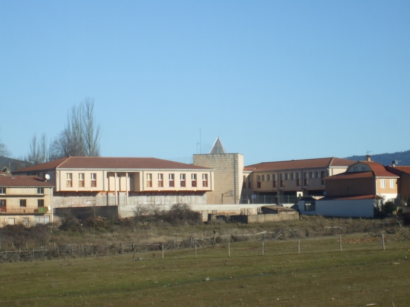 Archivo:Escuelas de primaria-centro escolar.JPG