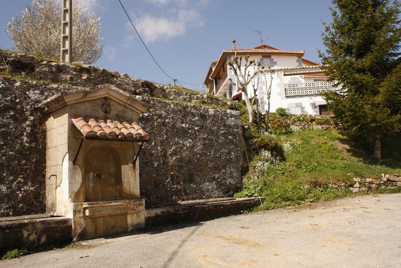 Archivo:Barrio de bricia02.jpg